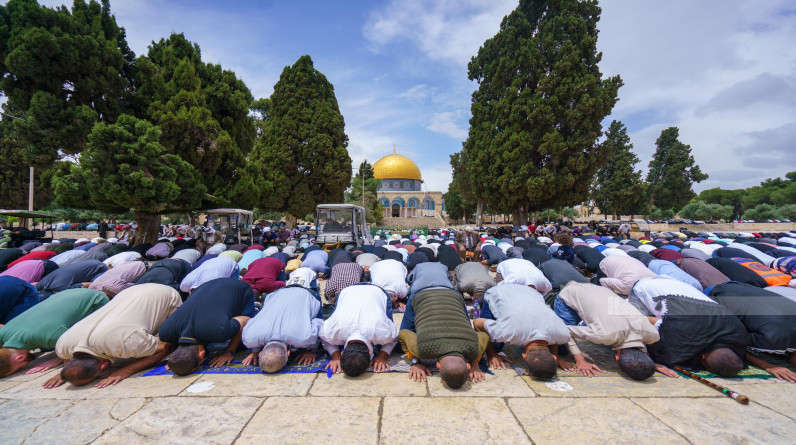 أجهزة أمن الاحتلال تفرض قيودها على الصلاة في المسجد الأقصى خلال رمضان